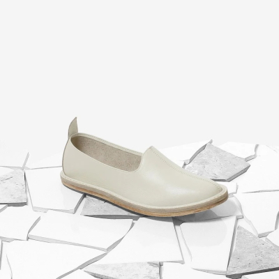 vayarta_slip_on_tile_01