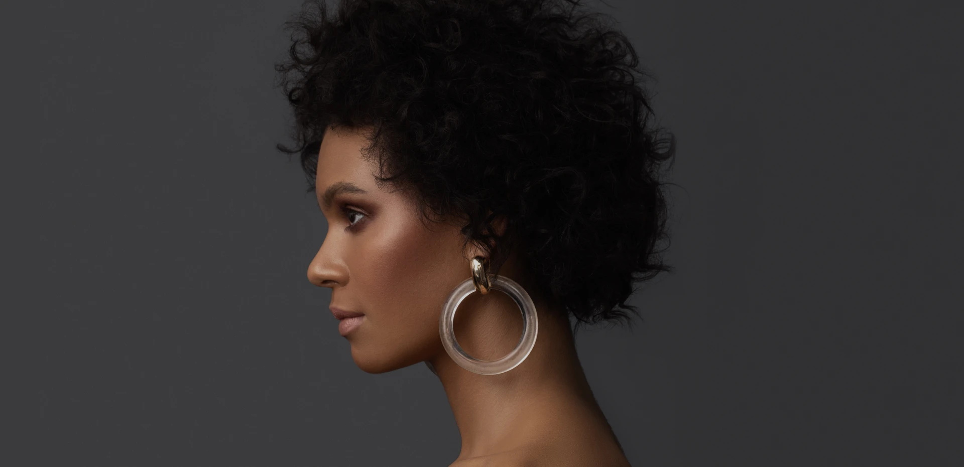 slide-7_1920x930_crop_top